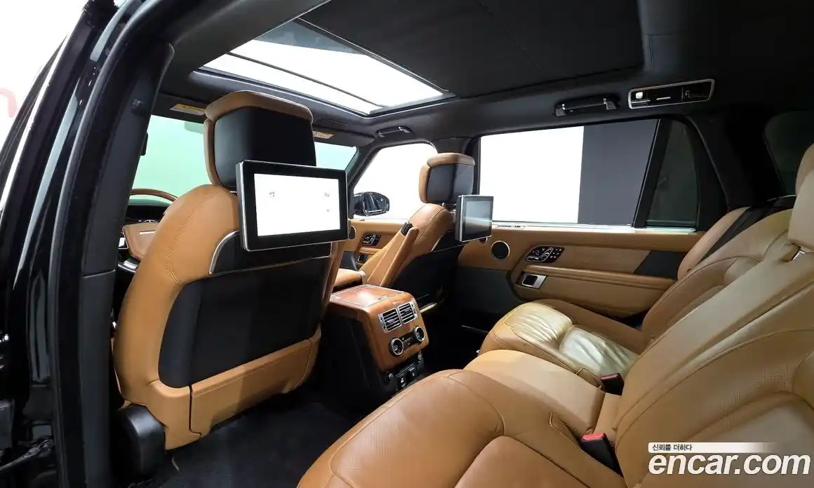 Land Rover Range-Rover 2020 4.4 Автомат в Москве № 471378, фото 19