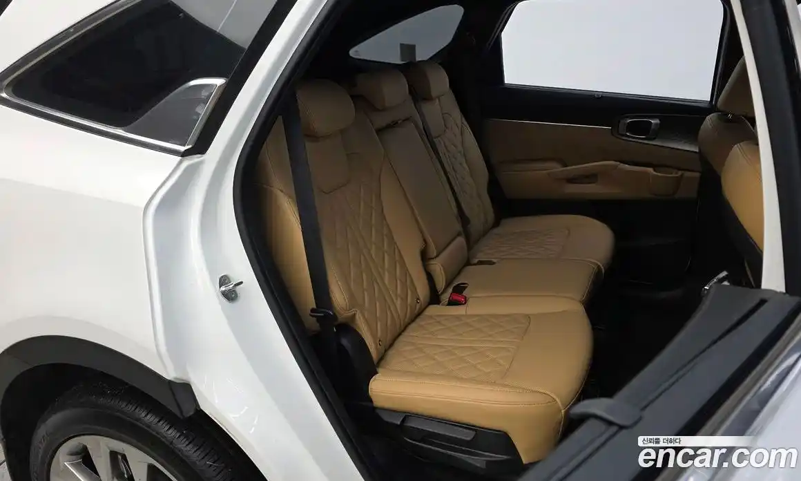 Kia Sorento 2023 2.5 Автомат в Москве № 50573, фото 2