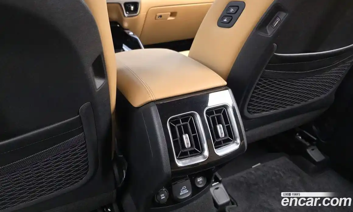 Kia Sorento 2023 2.5 Автомат в Москве № 50573, фото 6