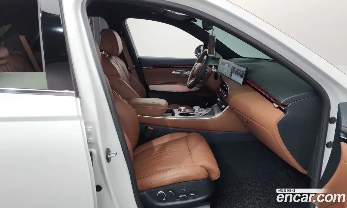 Genesis GV70 2025 2.5 Автомат в Москве № 56443, фото 16