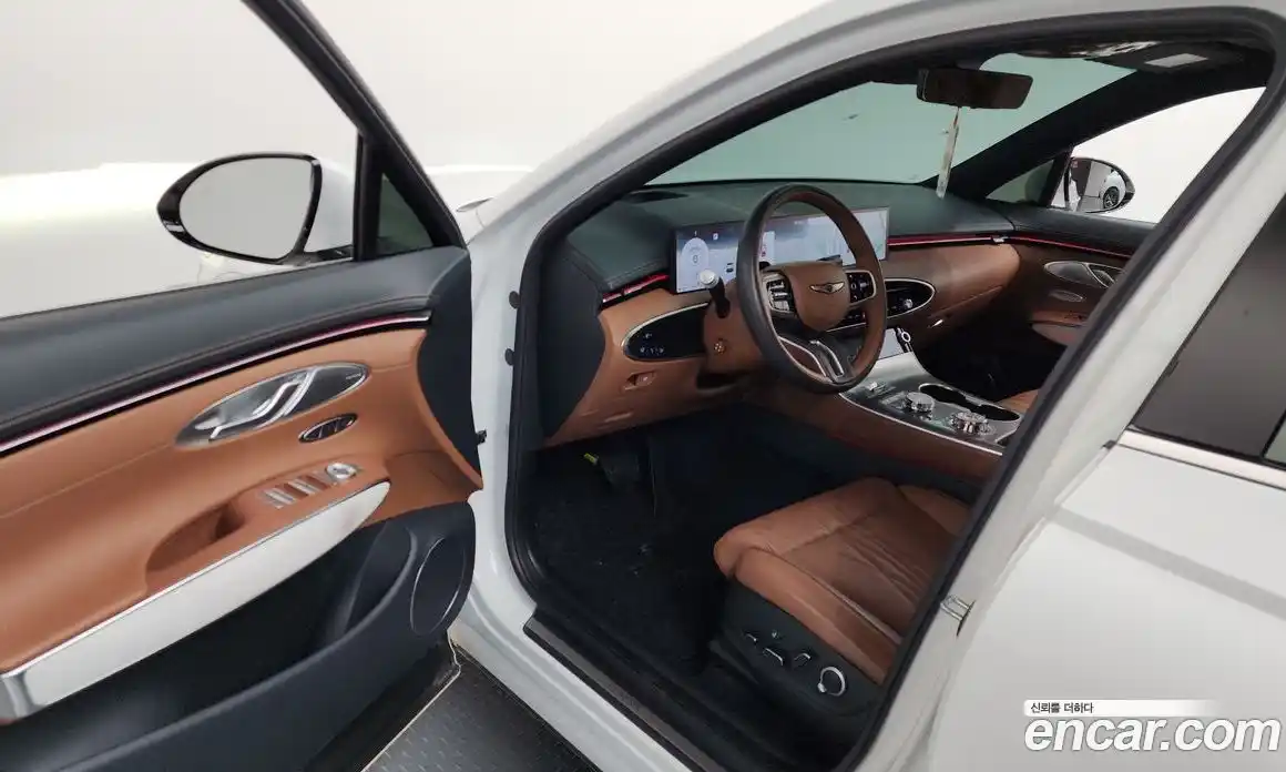 Genesis GV70 2025 2.5 Автомат в Москве № 56443, фото 18