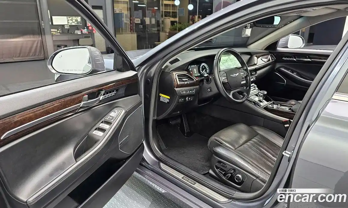 Genesis EQ900 2017 3.8 Автомат в Москве № 82783, фото 19