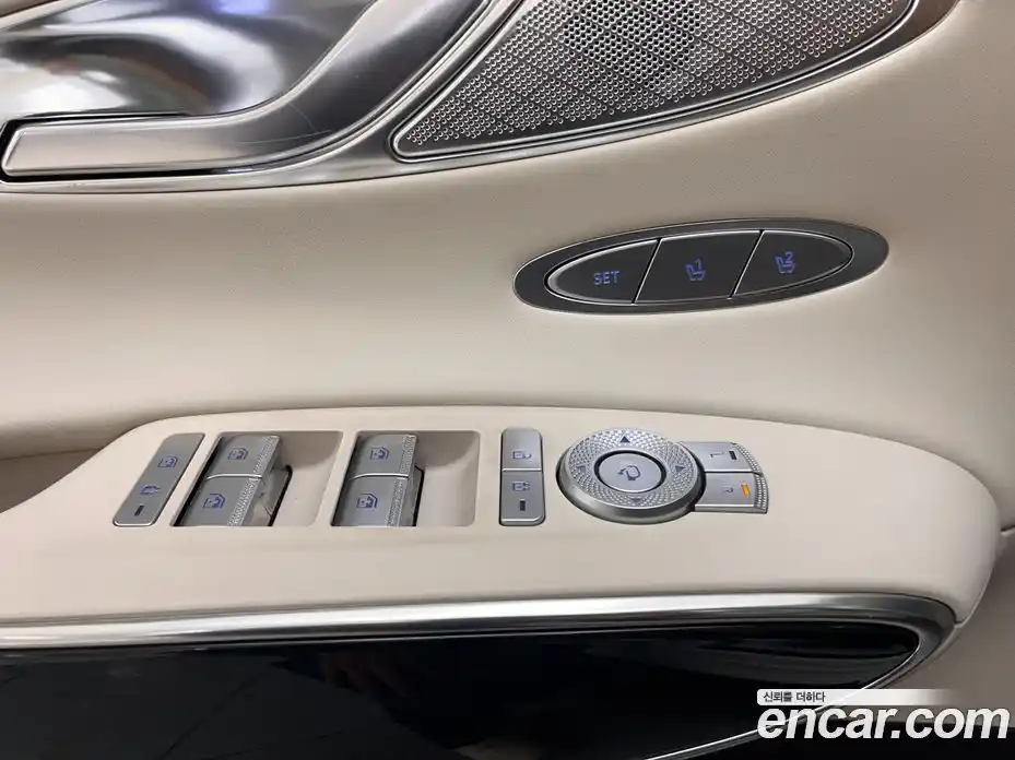 Genesis GV70 2023 2.5 Автомат в Москве № 83102, фото 11