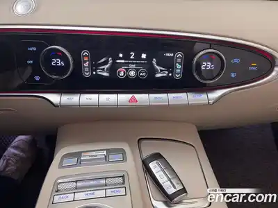 Genesis GV70 2023 2.5 Автомат в Москве № 83102, миниатюра 8