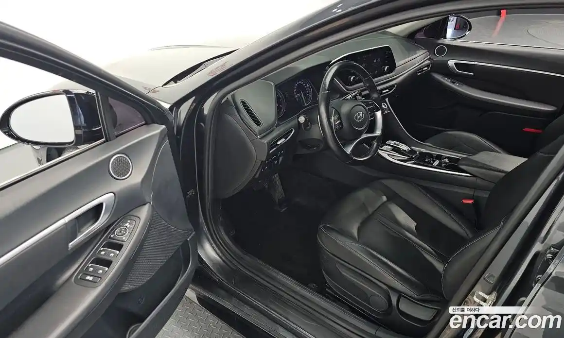 Hyundai Sonata 2022 2.0 Автомат в Москве № 8335, фото 11