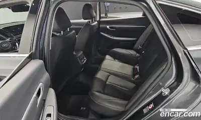 Hyundai Sonata 2022 2.0 Автомат в Москве № 8335, миниатюра 12