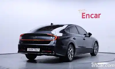 Hyundai Sonata 2022 2.0 Автомат в Москве № 8335, миниатюра 2