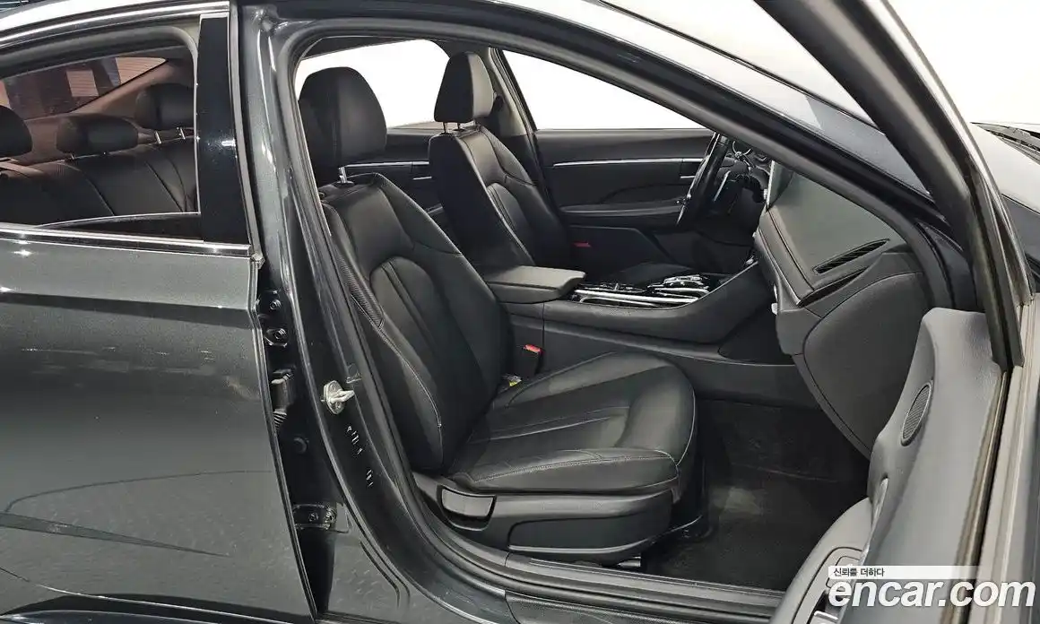 Hyundai Sonata 2022 2.0 Автомат в Москве № 8335, фото 10