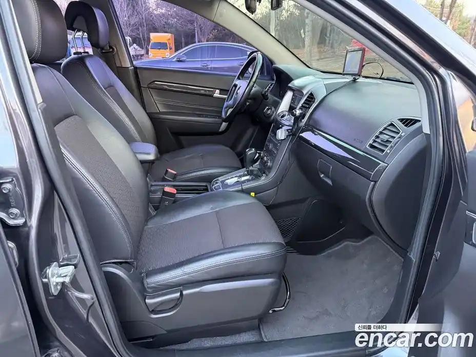 Chevrolet Captiva 2015 2.0 Автомат в Москве № 84214, фото 12
