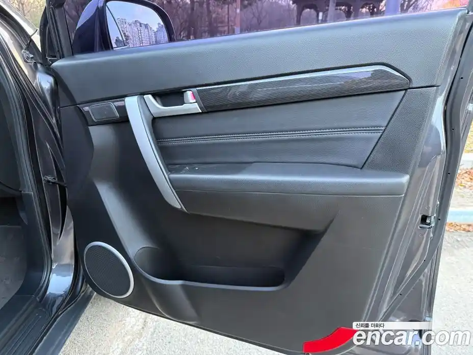 Chevrolet Captiva 2015 2.0 Автомат в Москве № 84214, фото 17