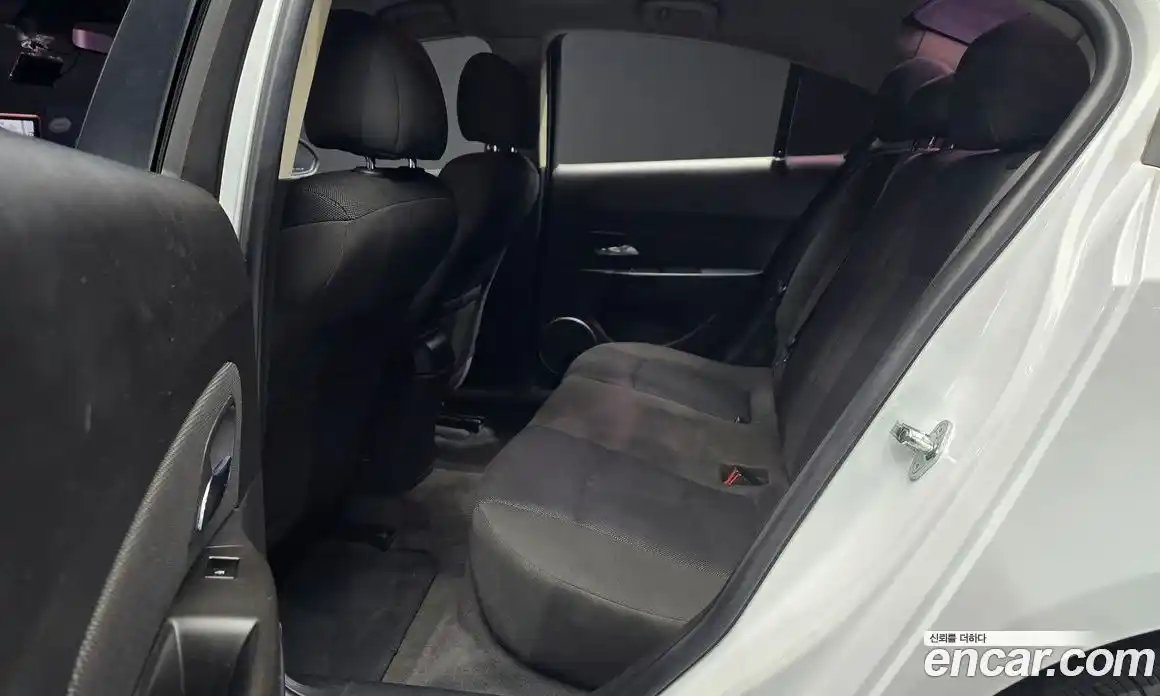 Chevrolet Cruze 2015 1.8 Автомат в Москве № 84778, фото 16