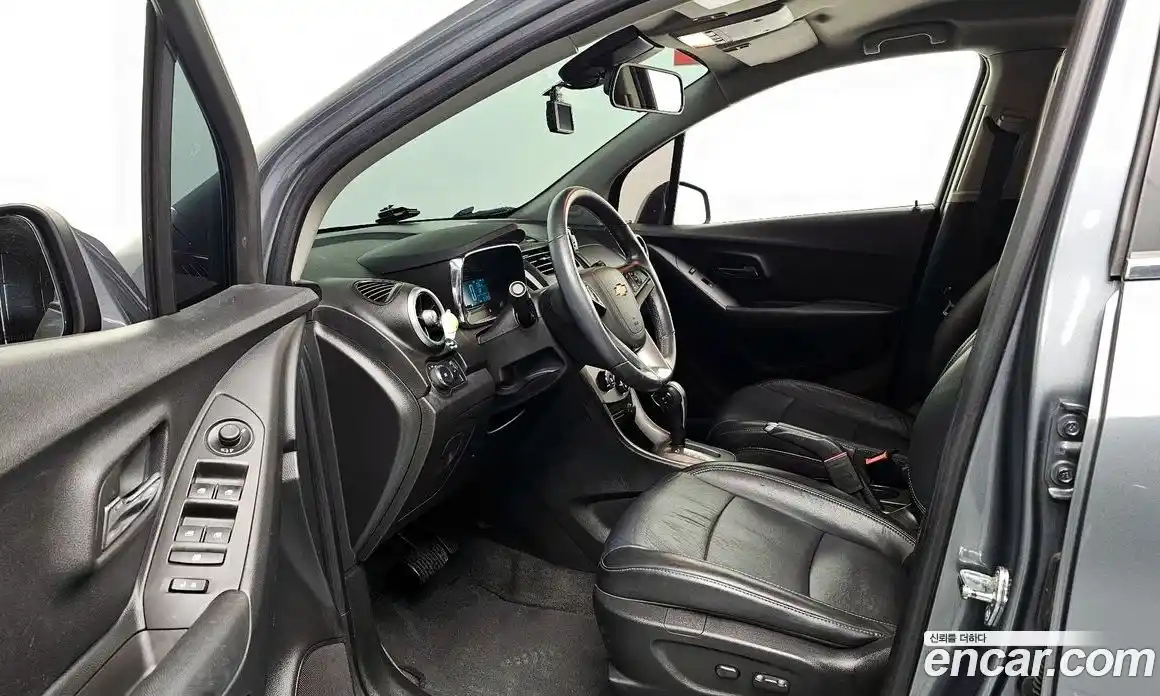Chevrolet Trax 2015 1.4 Автомат в Москве № 89739, фото 15