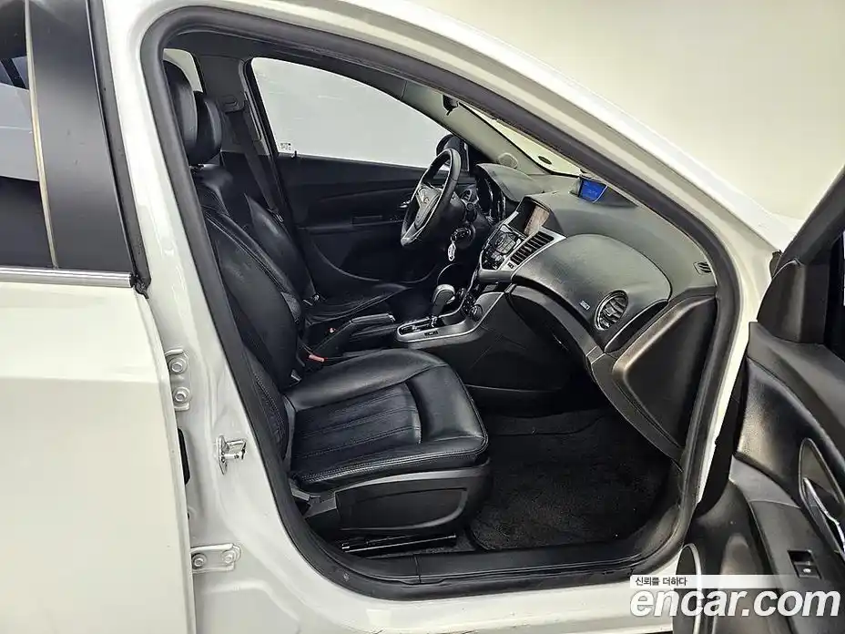 Chevrolet Cruze 2011 2.0 Автомат в Москве № 94344, фото 11