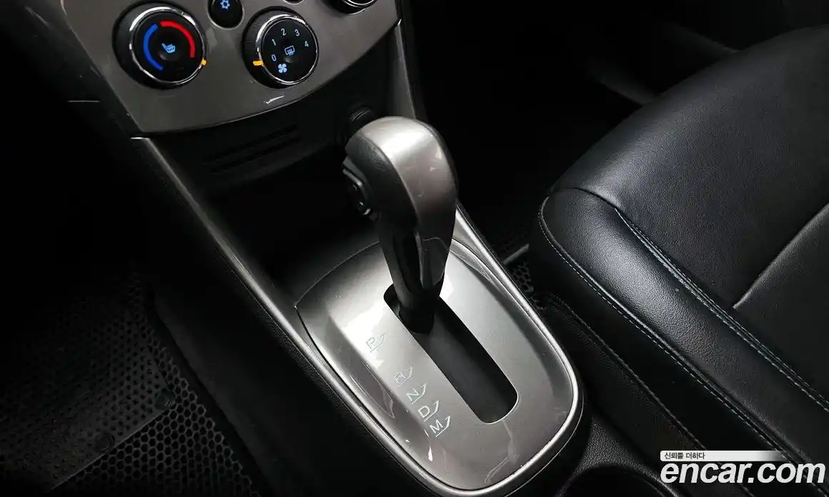 Chevrolet Trax 2015 1.4 Автомат в Москве № 104066, фото 5