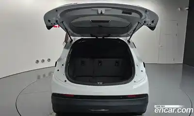 Chevrolet Bolt EV 2022 0.2 Автомат в Москве № 105024, миниатюра 6