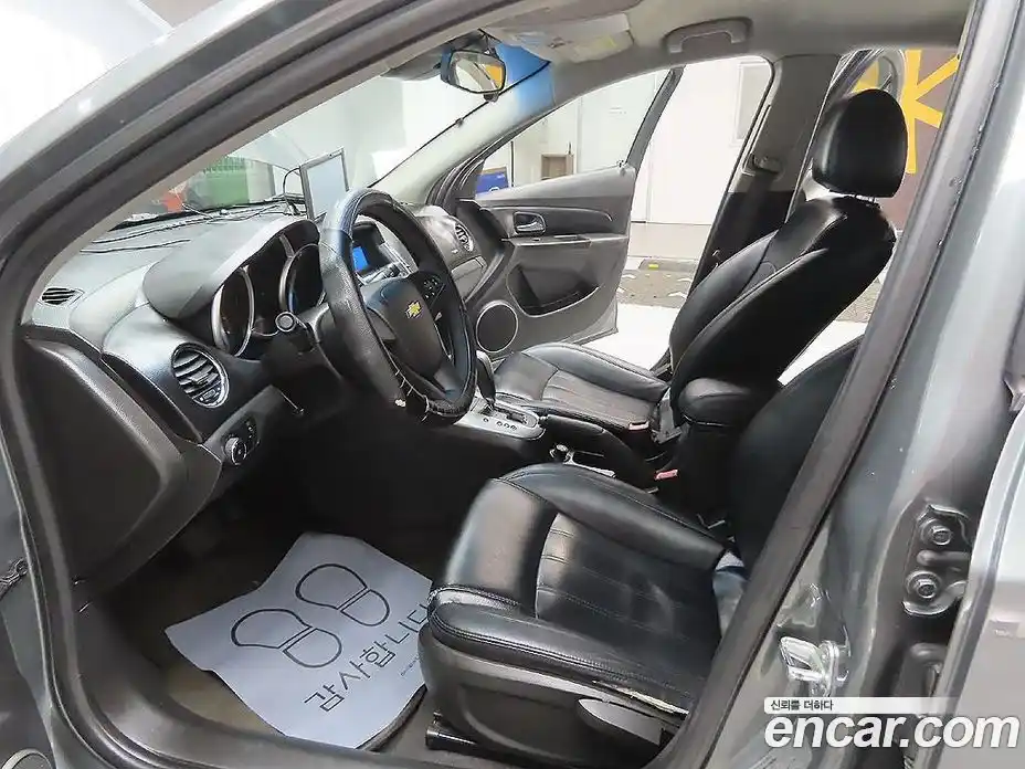 Chevrolet Cruze 2012 1.8 Автомат в Москве № 105550, фото 12