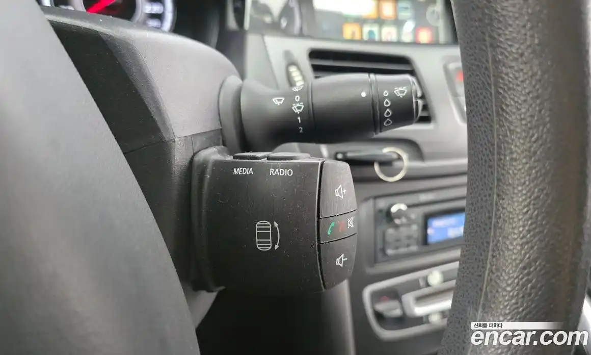 Renault SM5 2015 2.0 Автомат в Москве № 106262, фото 11