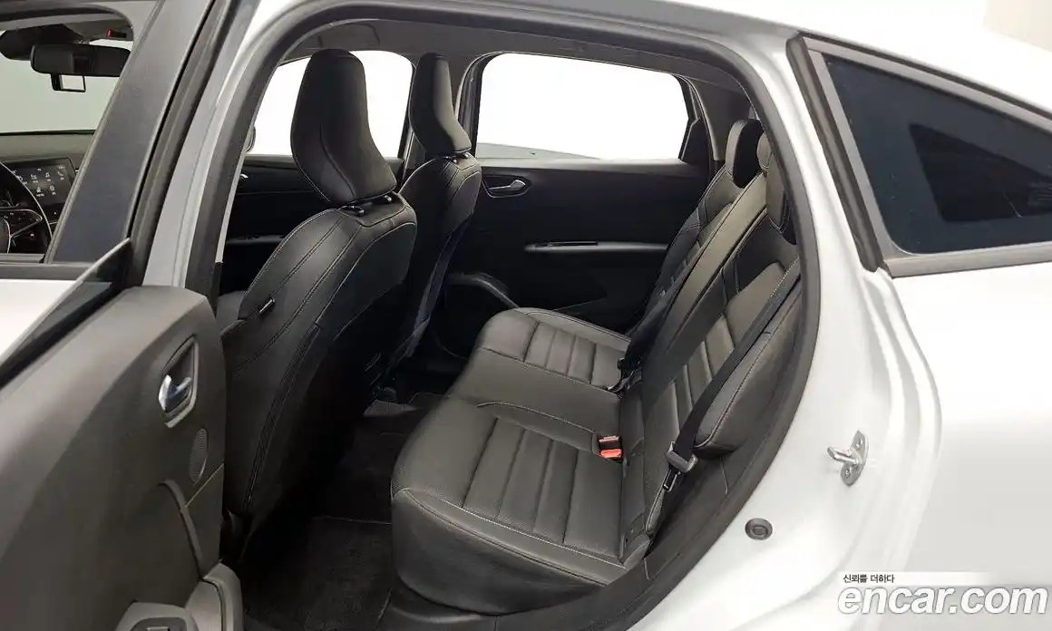 Renault XM3 2021 1.6 Автомат в Москве № 106650, фото 8