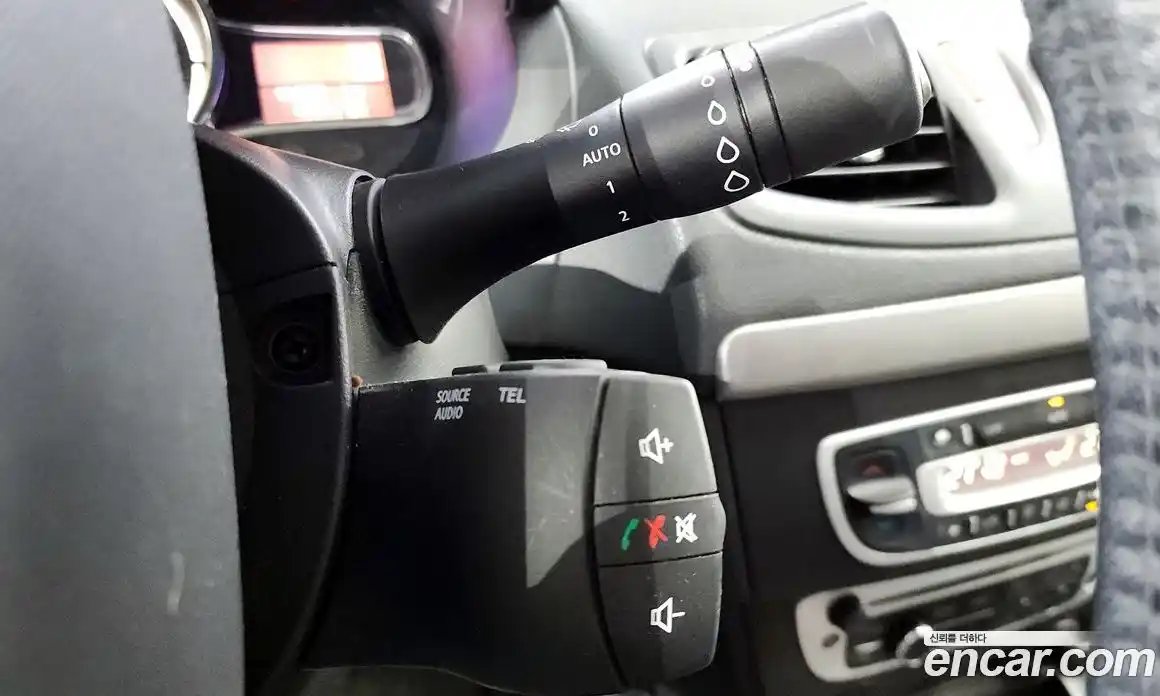 Renault SM3 2018 1.6 Автомат в Москве № 107192, фото 20