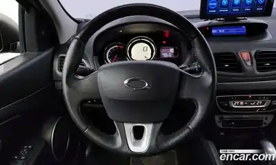 Renault SM3 2018 1.6 Автомат в Москве № 107192, миниатюра 8