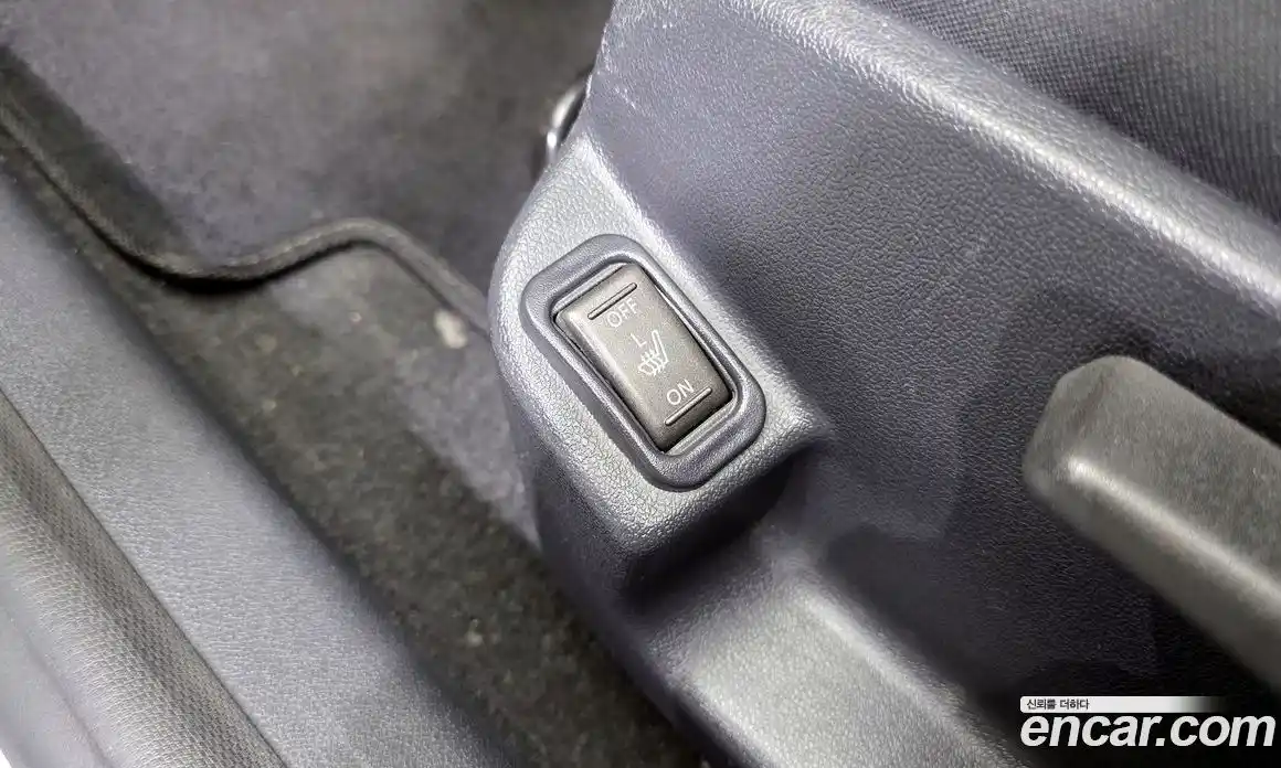 Renault SM3 2015 1.6 Автомат в Москве № 107487, фото 11