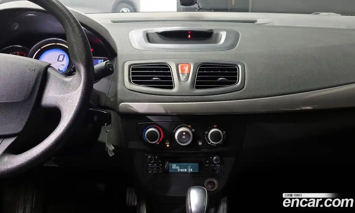 Renault SM3 2015 1.6 Автомат в Москве № 107487, фото 7