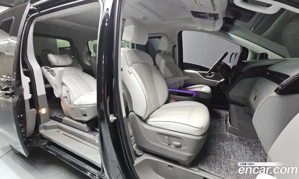 Hyundai Staria 2023 2.2 Автомат в Москве № 108926, фото 20