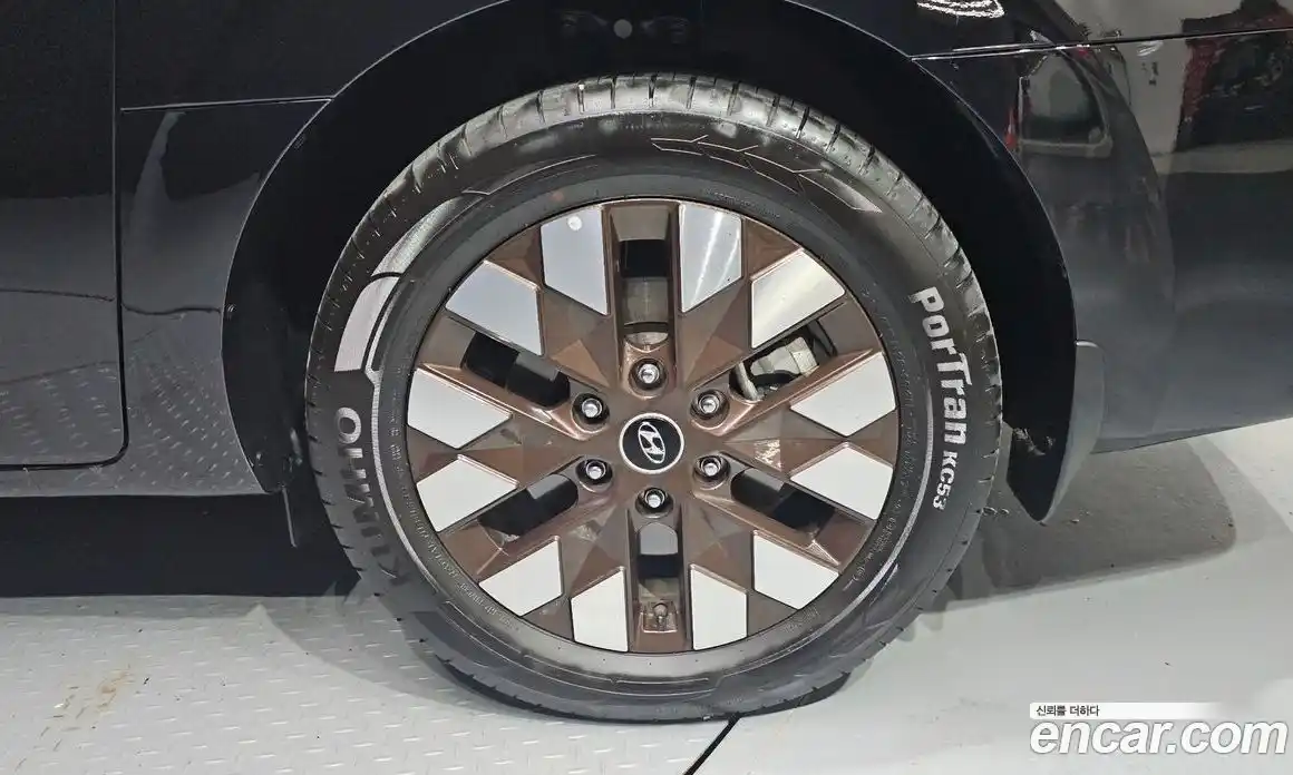 Hyundai Staria 2023 2.2 Автомат в Москве № 108926, фото 5