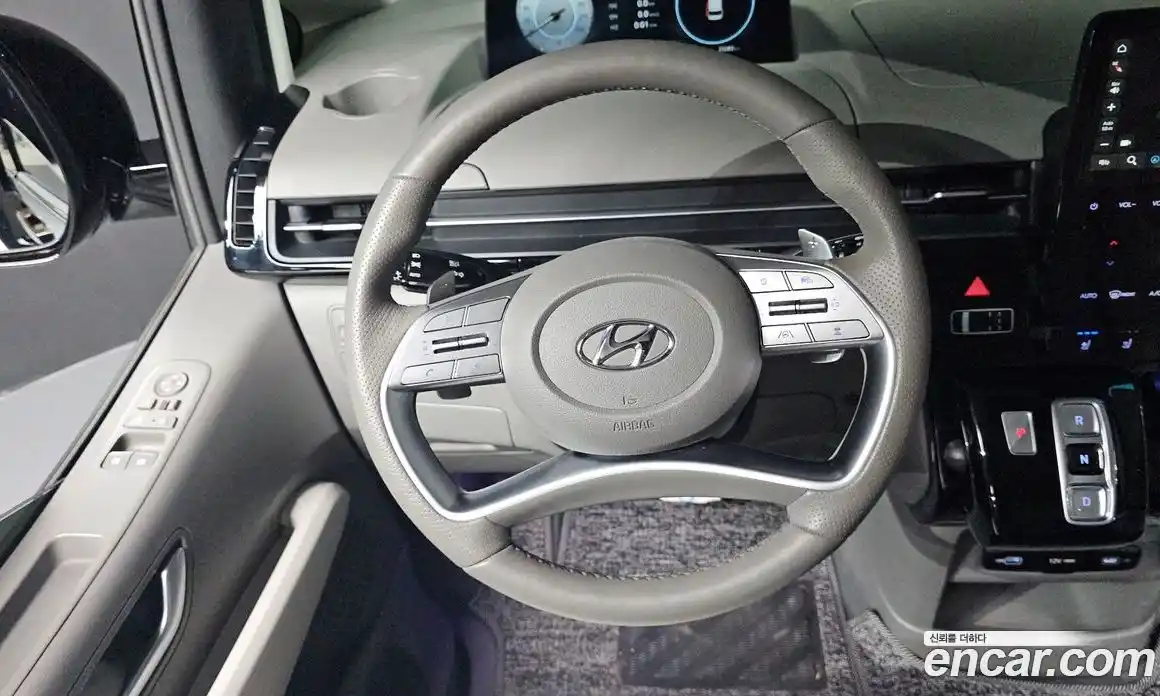 Hyundai Staria 2023 2.2 Автомат в Москве № 108926, фото 8