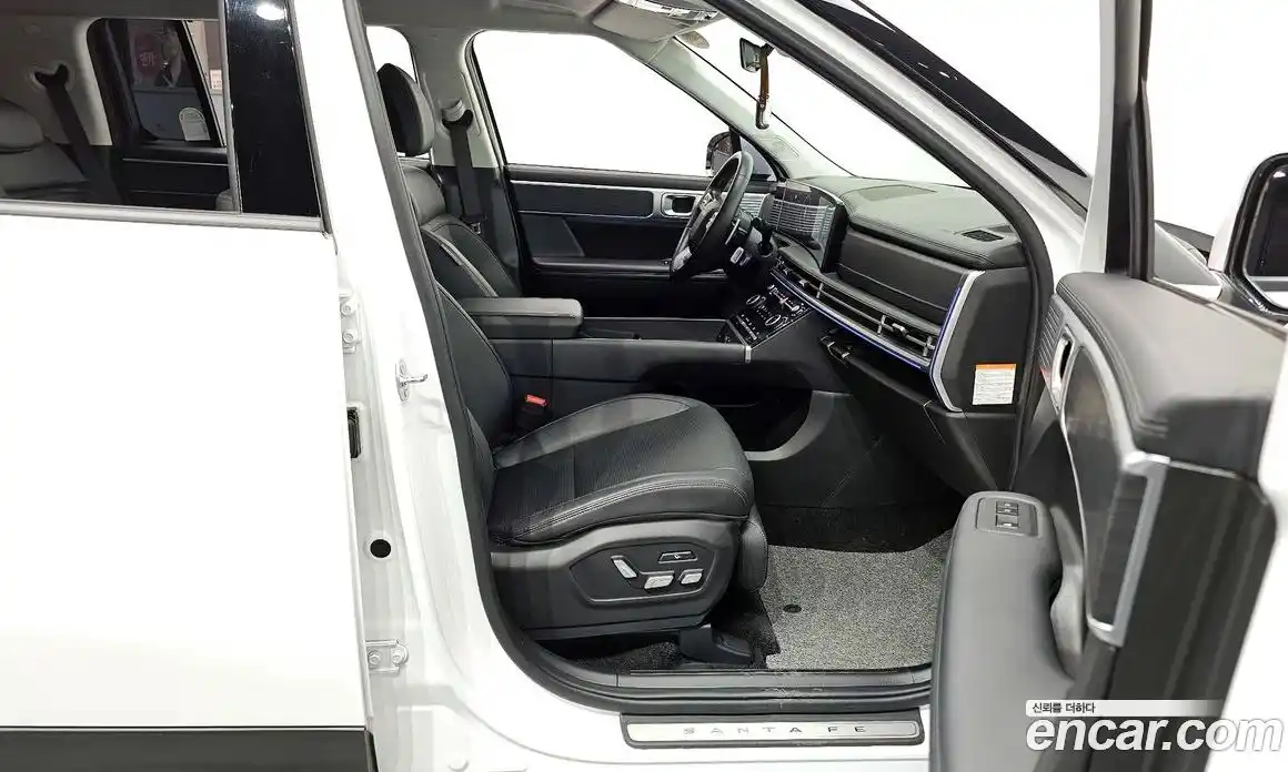 Hyundai Santa Fe 2024 1.6 Автомат в Москве № 108966, фото 15