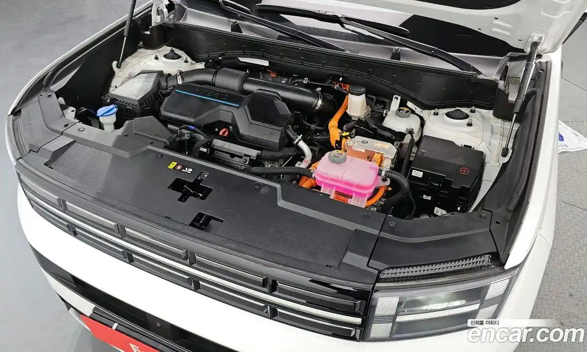 Hyundai Santa Fe 2024 1.6 Автомат в Москве № 108966, фото 17