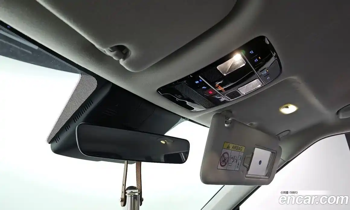 Hyundai Santa Fe 2024 1.6 Автомат в Москве № 108966, фото 19