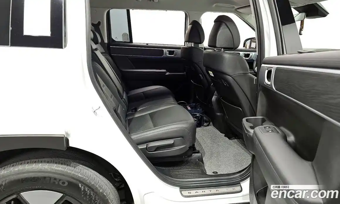 Hyundai Santa Fe 2024 1.6 Автомат в Москве № 108966, фото 3