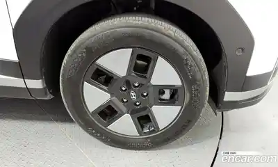 Hyundai Santa Fe 2024 1.6 Автомат в Москве № 108966, миниатюра 9