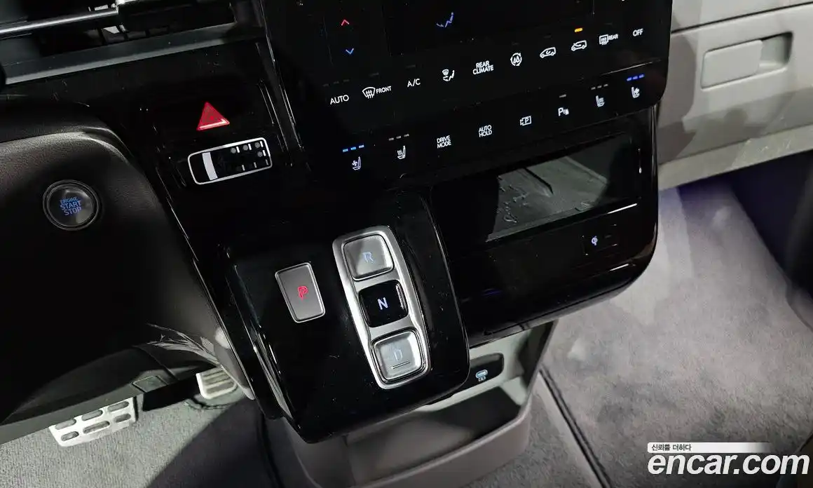 Hyundai Staria 2025 2.2 Автомат в Москве № 109363, фото 6