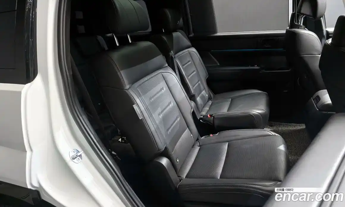 Hyundai Santa Fe 2024 1.6 Автомат в Москве № 110106, фото 12