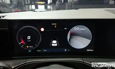 Hyundai Santa Fe 2024 1.6 Автомат в Москве № 110106, миниатюра 8