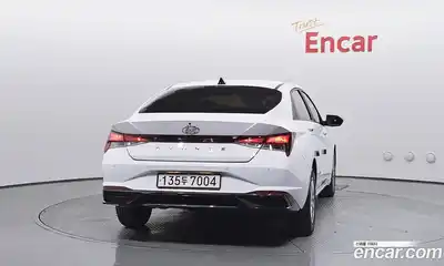 Hyundai Avante 2022 1.6 Автомат в Москве № 112536, миниатюра 4