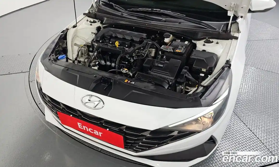 Hyundai Avante 2022 1.6 Автомат в Москве № 112536, фото 6