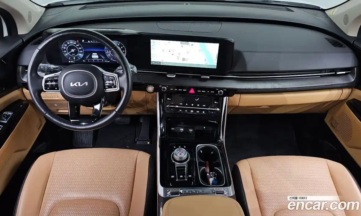 Kia Canival 2023 3.5 Автомат в Москве № 115575, фото 15