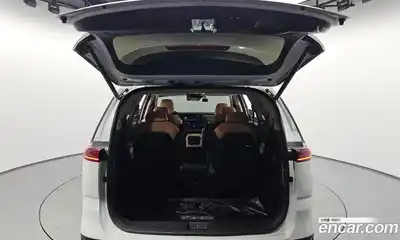 Kia Canival 2023 3.5 Автомат в Москве № 115575, миниатюра 8