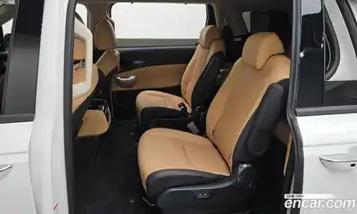 Kia Canival 2023 3.5 Автомат в Москве № 115575, миниатюра 9