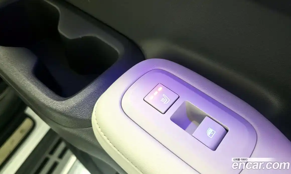 Hyundai Santa Fe 2024 1.6 Автомат в Москве № 117709, фото 17