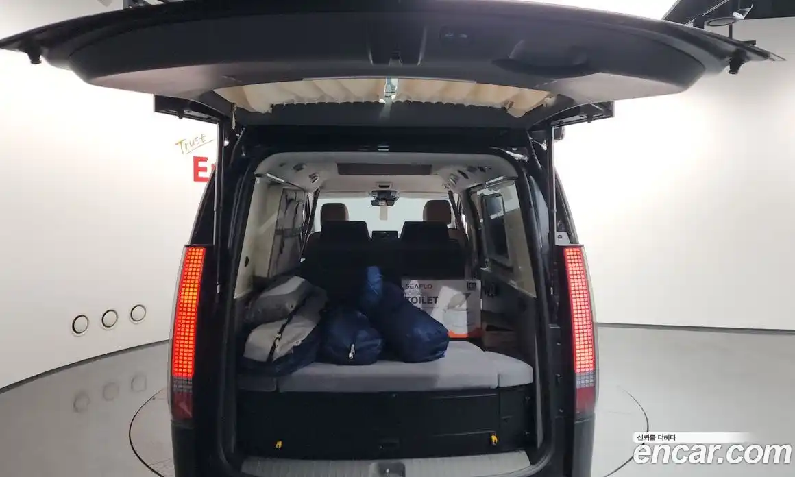 Hyundai Staria 2022 2.2 Автомат в Москве № 119299, фото 10