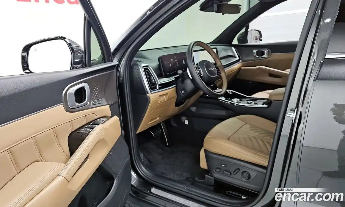 Kia Sorento 2024 1.6 Автомат в Москве № 123936, фото 3