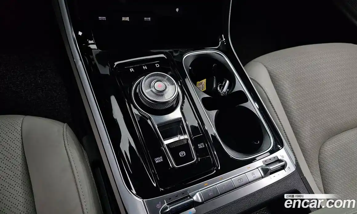 Kia Canival 2022 2.2 Автомат в Москве № 124212, фото 6