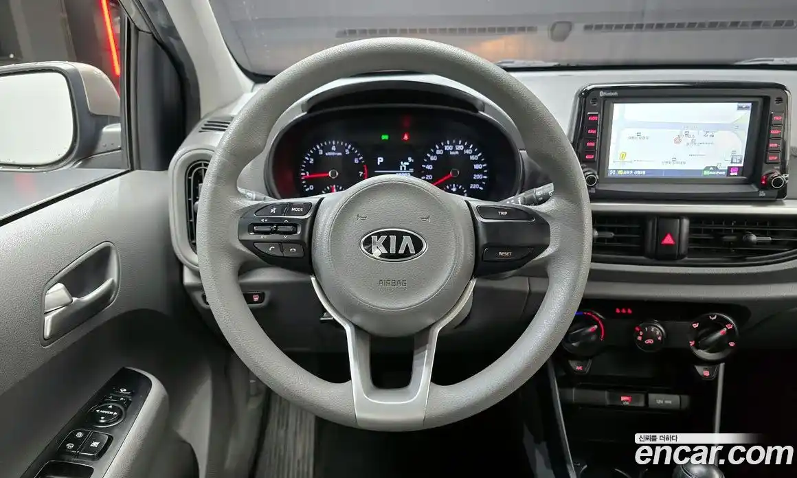 Kia Morning 2021 1.0 Автомат в Москве № 124367, фото 3