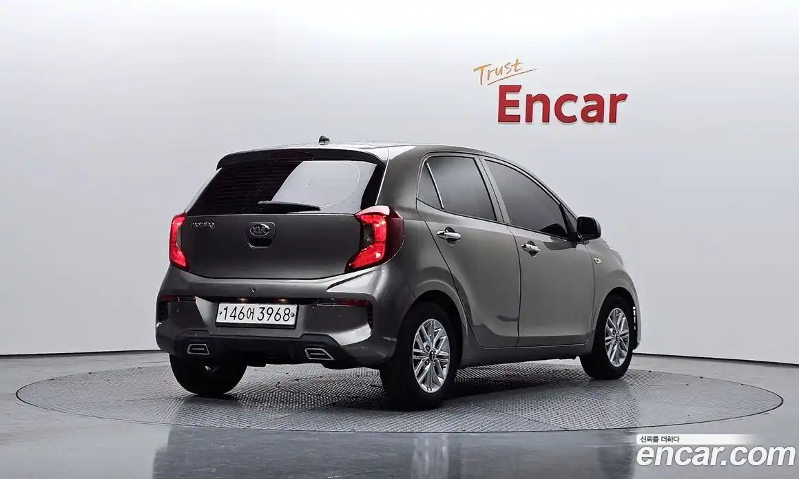 Kia Morning 2021 1.0 Автомат в Москве № 124367, фото 10