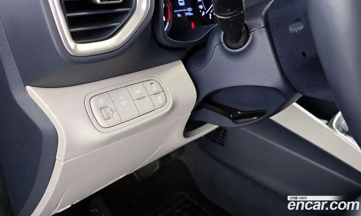 Hyundai Venue 2021 1.6 Автомат в Москве № 124500, фото 17