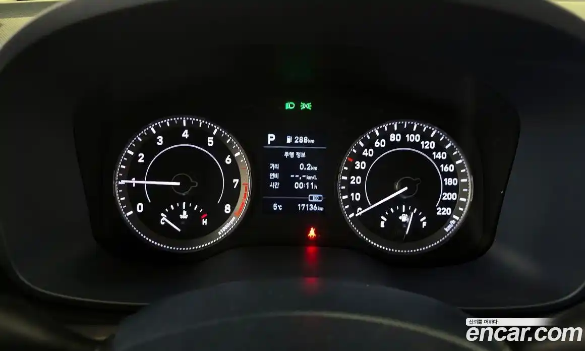 Hyundai Venue 2021 1.6 Автомат в Москве № 124500, фото 8